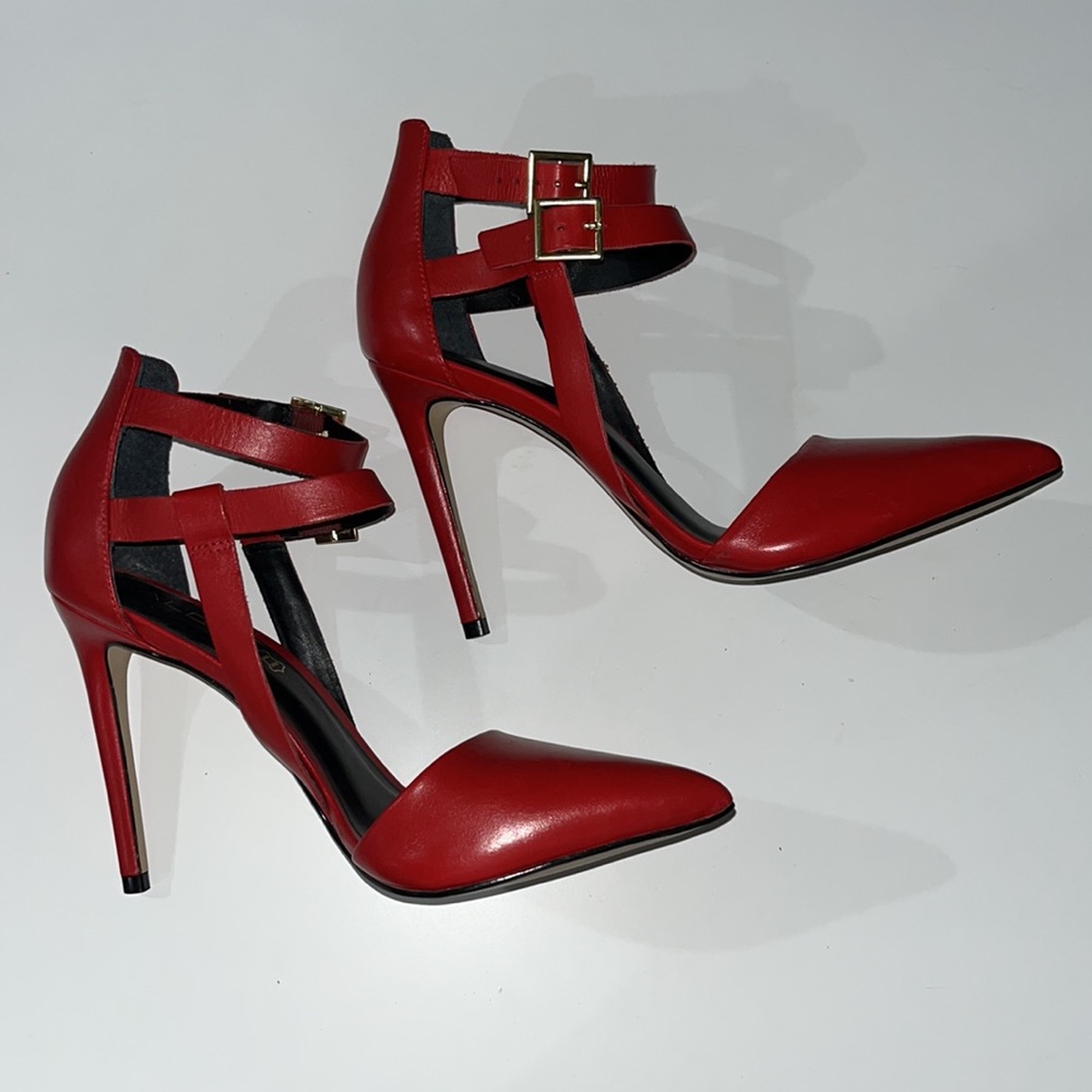 Aldo Maltby leather high heels